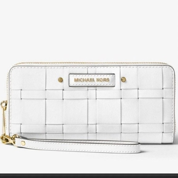 Authentic Michael Kors STUNNING "Vivian" Optic White Basket Weave Wallet, NWOT - Picture 16 of 16